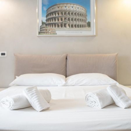 Key Apartment San Giovanni Rome Exterior photo